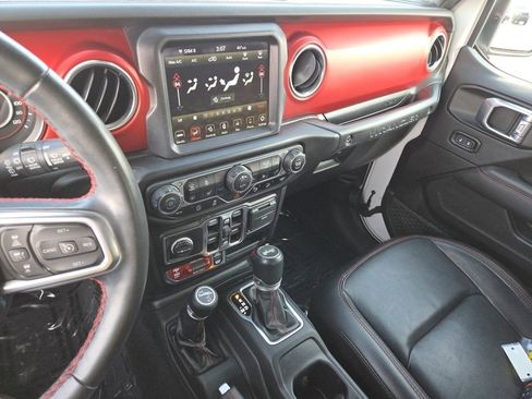 Used 2021 Jeep Wrangler Unlimited Rubicon image 37