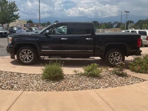 Used 2015 GMC Sierra 1500 Denali w/ Driver Alert Package AWD/4WD image 7