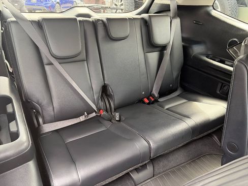Used 2022 Subaru Ascent Touring w/ Popular Package #2A AWD/4WD image 28