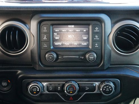 Used 2020 Jeep Wrangler Unlimited Sport S image 16