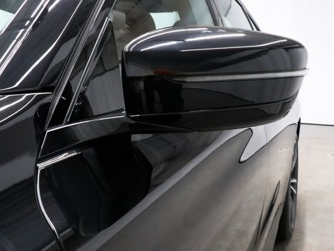 Used 2022 BMW 750i xDrive w/ Luxury Rear Seating Package image 59