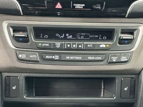 Used 2022 Honda Pilot TrailSport image 16