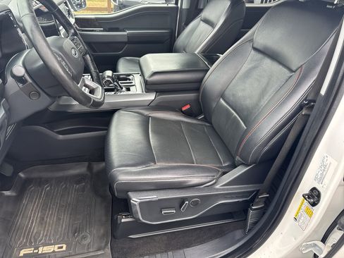 Used 2022 Ford F150 Lariat w/ Equipment Group 502A High image 9