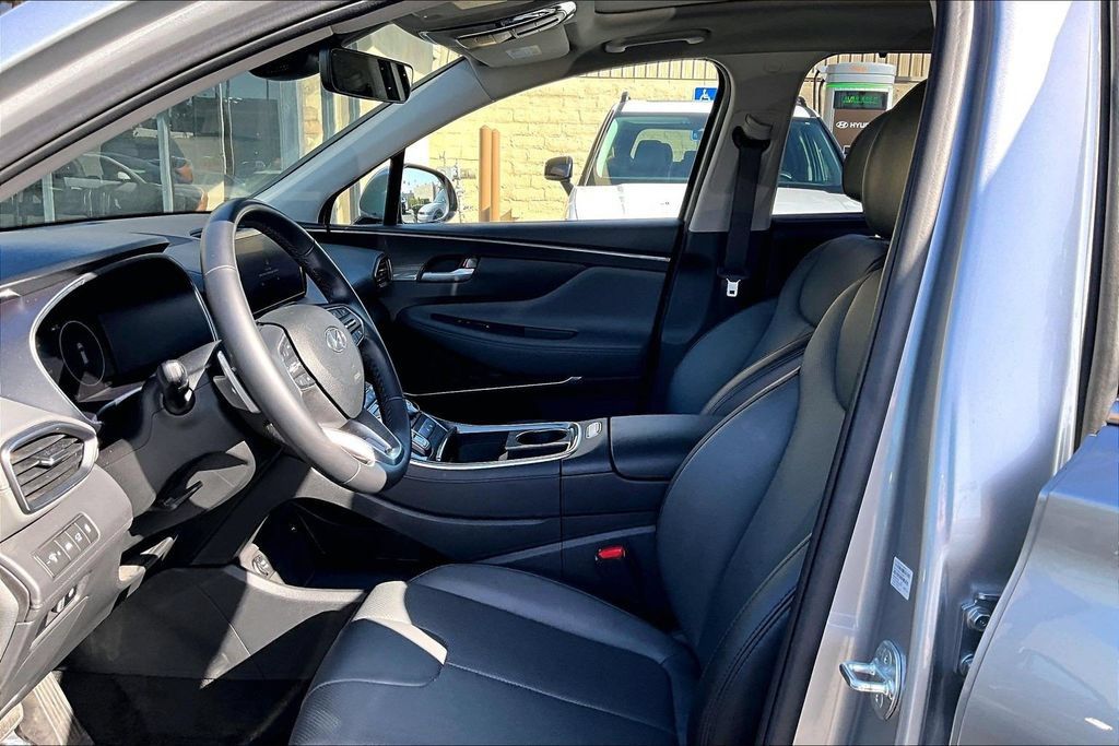 Certified 2023 Hyundai Santa Fe SEL w/ Premium Package FWD image 14