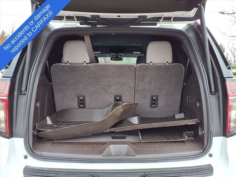 Used 2022 Chevrolet Tahoe LT w/ Luxury Package image 11