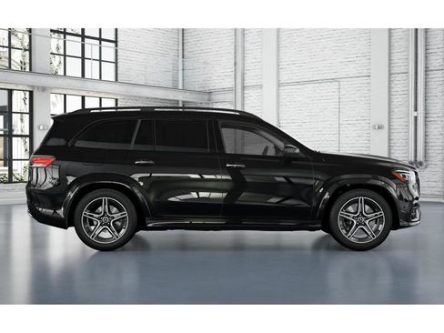 New 2026 Mercedes-Benz GLS 450 4MATIC image 2