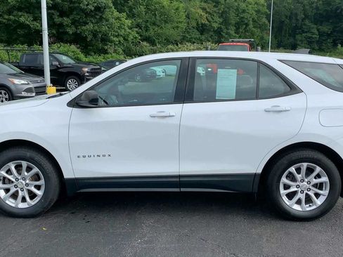 Certified 2018 Chevrolet Equinox LS AWD/4WD image 5
