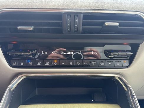 Used 2024 MAZDA CX-90 3.3 Turbo S w/ Premium Plus image 19