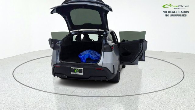 Used 2026 Tesla Model Y Performance AWD/4WD image 18