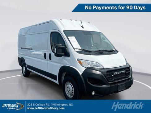 Used 2024 RAM ProMaster 2500 w/ Convenience Group FWD image 1