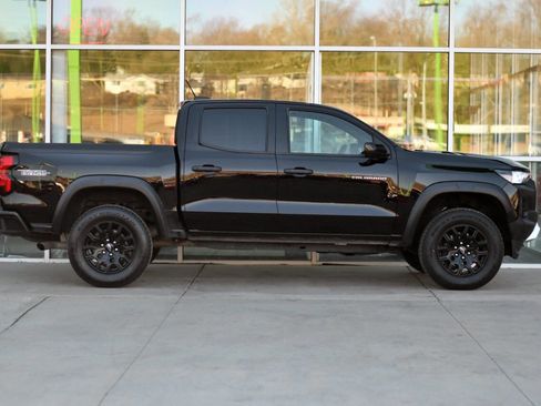 Used 2024 Chevrolet Colorado Trail Boss w/ Advanced Trailering Package image 9