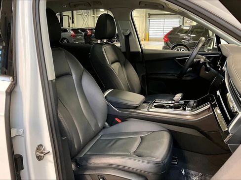 Used 2024 Audi Q7 2.0T Premium Plus image 7