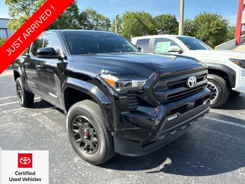 Used 2025 Toyota Tacoma SR5 RWD image 1