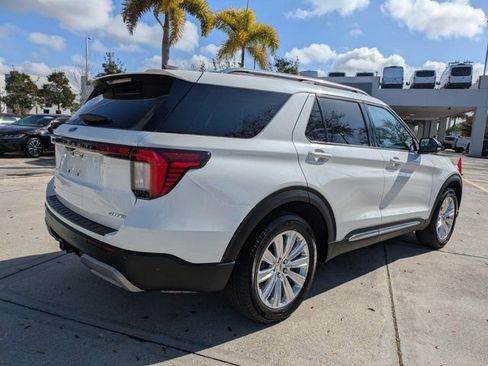 Certified 2025 Ford Explorer Platinum w/ LUX Leather Package image 4