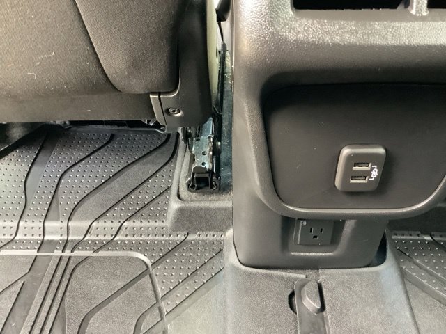 Used 2024 Chevrolet Equinox LT FWD image 14