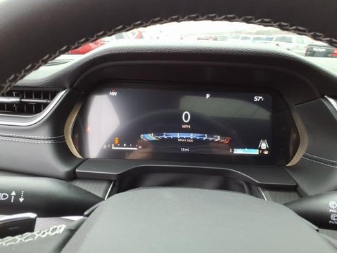 New 2025 Jeep Grand Cherokee Altitude image 15