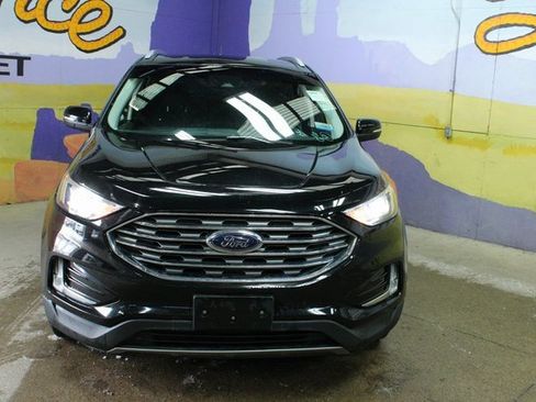 Used 2019 Ford Edge SEL image 3