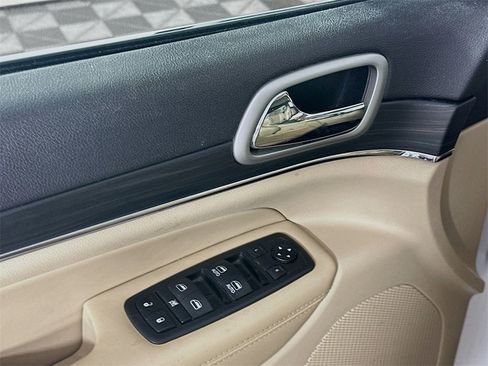 Used 2019 Jeep Grand Cherokee Limited w/ Trailer Tow Group IV image 24