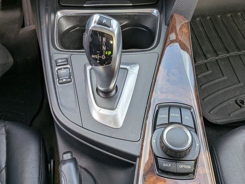 Used 2013 BMW 320i xDrive Sedan image 20