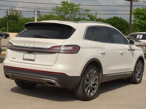 Used 2022 Lincoln Nautilus Reserve FWD image 3