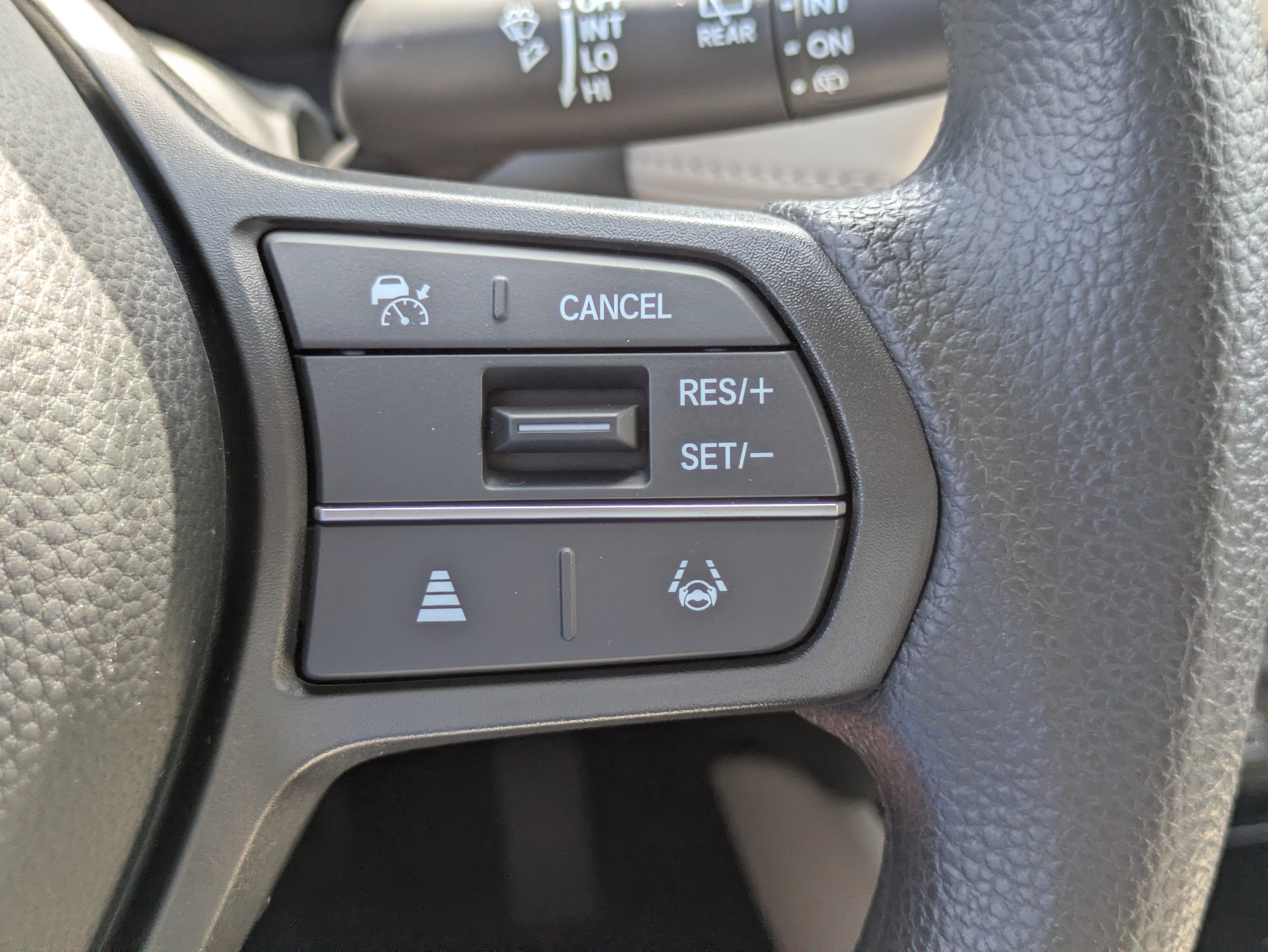 New 2027 Honda HR-V LX image 31