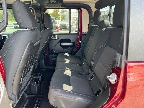 Used 2021 Jeep Gladiator Mojave AWD/4WD image 24