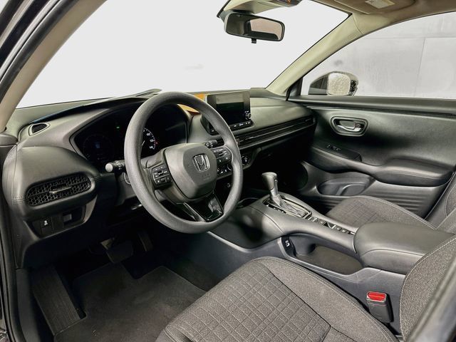 Used 2023 Honda HR-V LX image 9