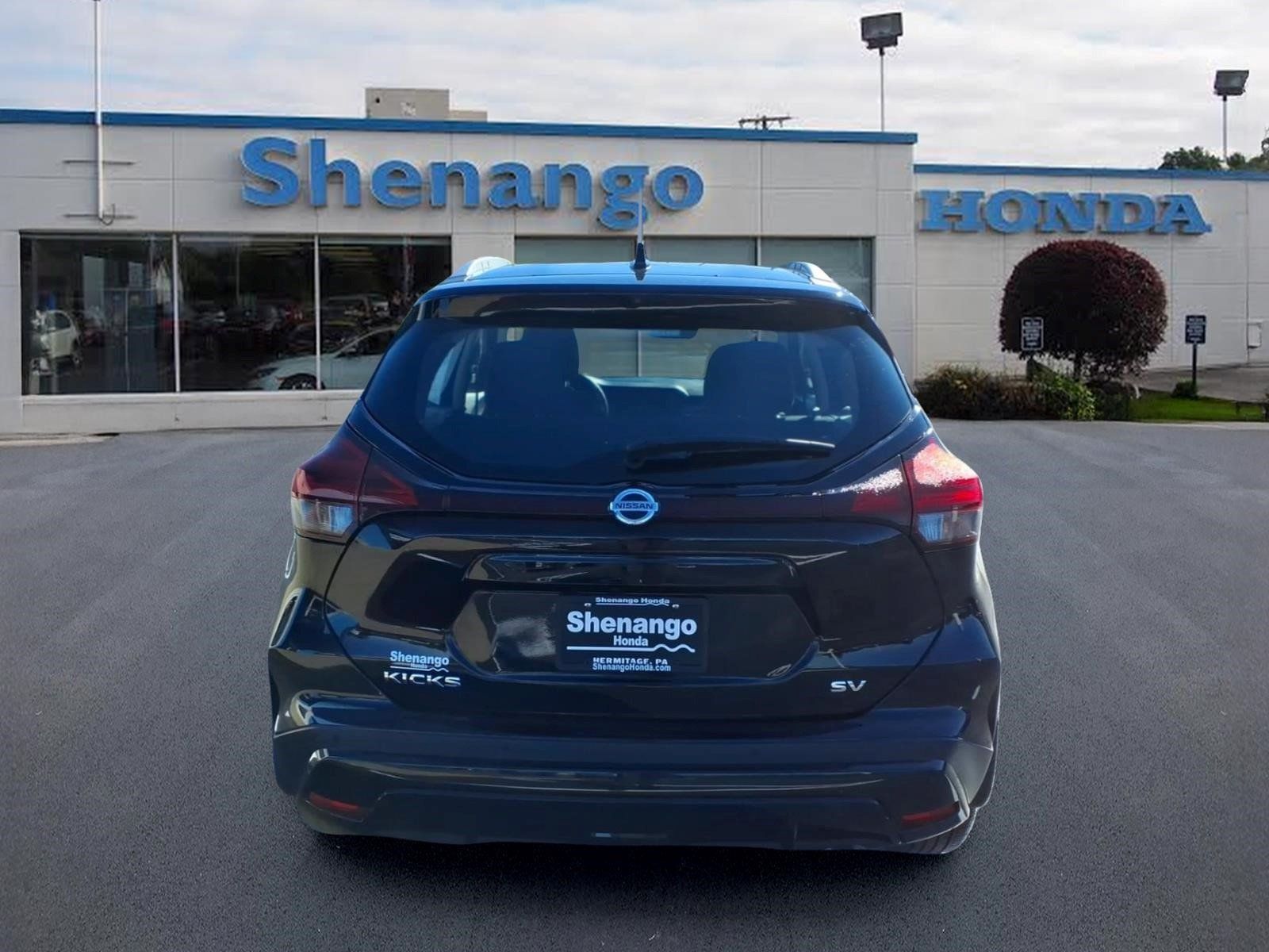 Used 2021 Nissan Kicks SV FWD image 4