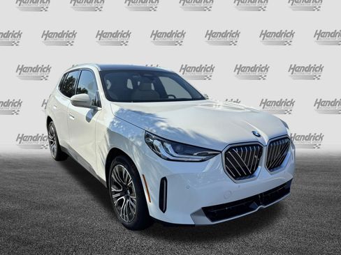 Certified 2026 BMW X3 xDrive30i w/ Premium Package AWD/4WD image 2