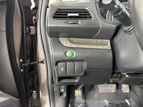Used 2012 Honda CR-V EX-L image 14