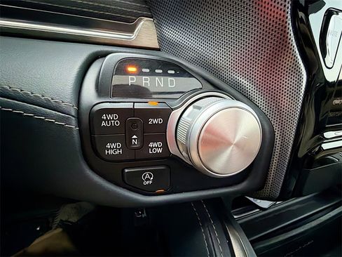 Used 2020 RAM 1500 Limited image 18