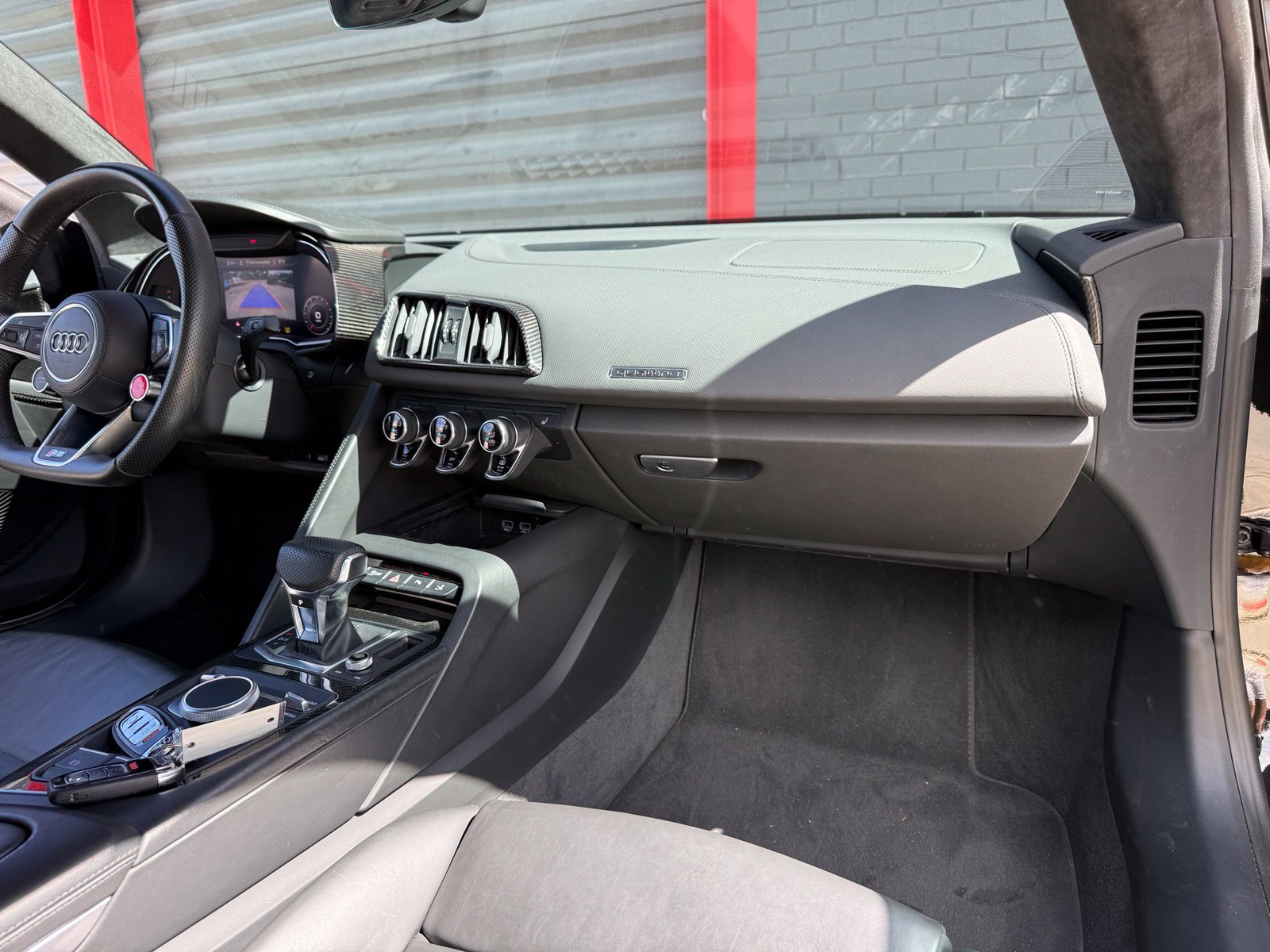 Used 2020 Audi R8 V10 AWD/4WD image 30