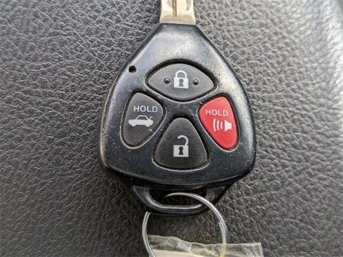 Used 2012 Toyota Corolla S image 24