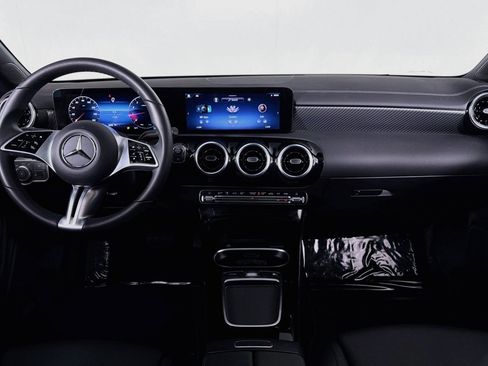 Certified 2026 Mercedes-Benz CLA 250 image 5