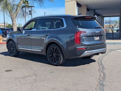 Certified 2022 Kia Telluride SX w/ SX Prestige Package image 4