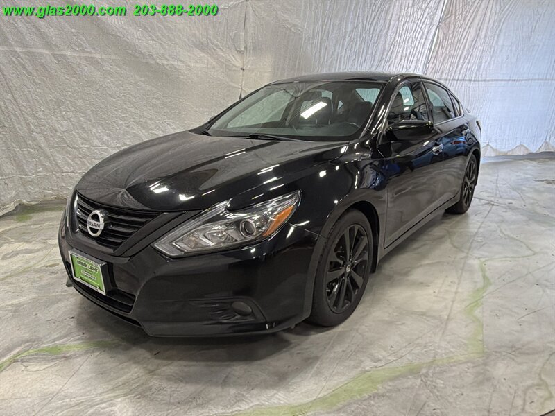 Used 2018 Nissan Altima 2.5 SR w/ SR Midnight Edition FWD image 1
