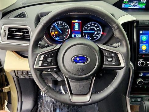 Used 2022 Subaru Ascent Touring AWD/4WD image 14