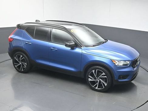 Used 2021 Volvo XC40 T4 R-Design w/ Protection Package Premier FWD image 42