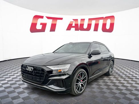 Used 2023 Audi Q8 Prestige AWD/4WD image 2