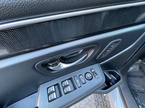 Used 2025 Honda Pilot Black Edition image 11