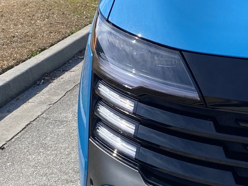 New 2026 Nissan Kicks SR FWD image 24