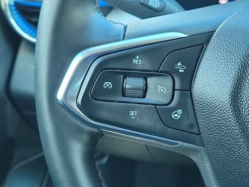 Used 2024 Chevrolet Trax LT w/ Driver Confidence Package FWD image 24