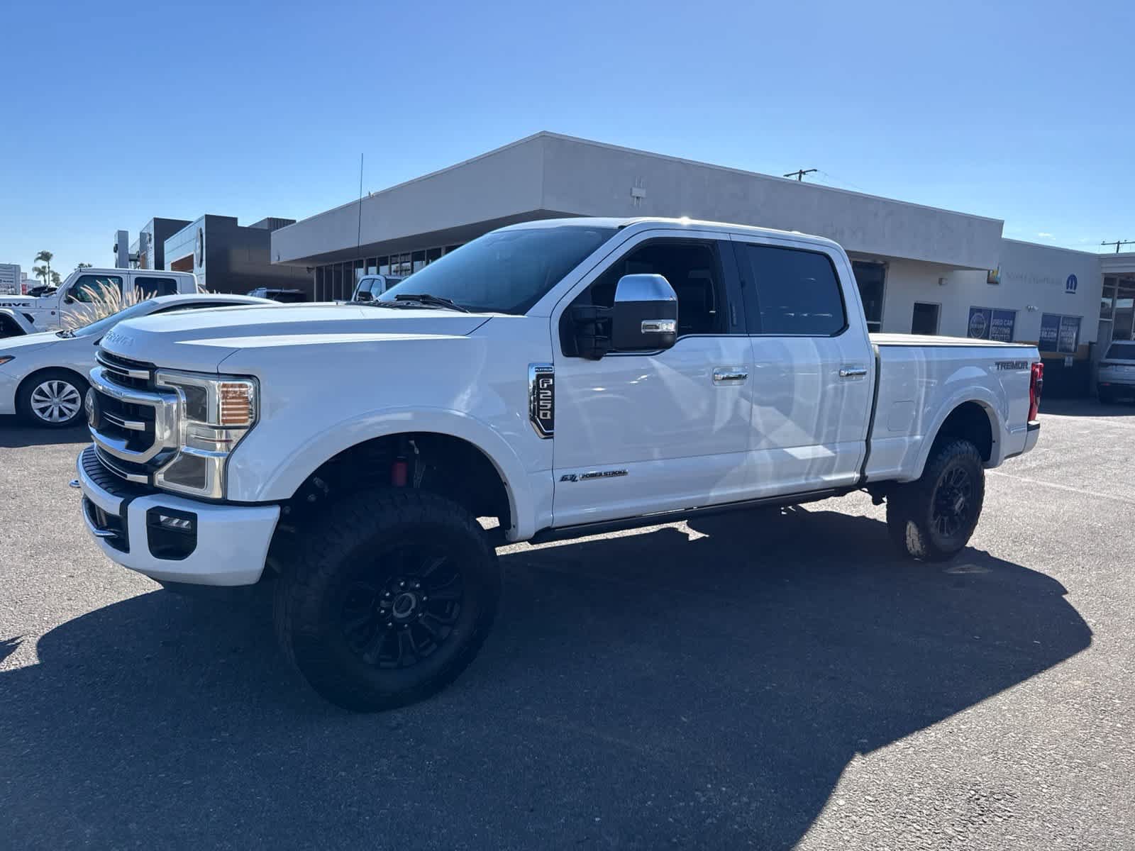 Used 2020 Ford F250 Platinum w/ Tremor Off-Road Package AWD/4WD image 20