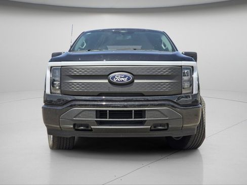 New 2024 Ford F150 Lightning XLT image 13