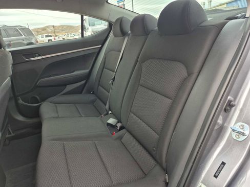 Used 2019 Hyundai Elantra SE w/ Cargo Package image 26
