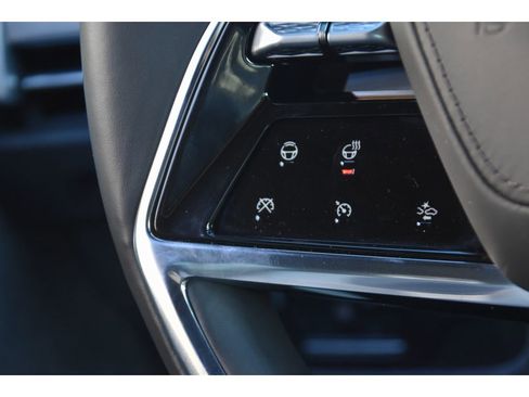 Certified 2025 Cadillac Escalade ESV Sport Platinum w/ LPO, Floor Liner Package image 35