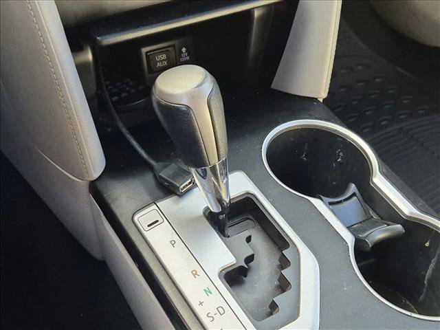 Used 2012 Toyota Camry LE FWD image 10