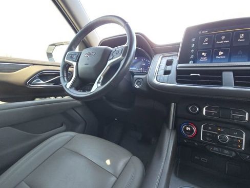 Used 2022 Chevrolet Suburban Z71 w/ Z71 Off-Road Package image 30