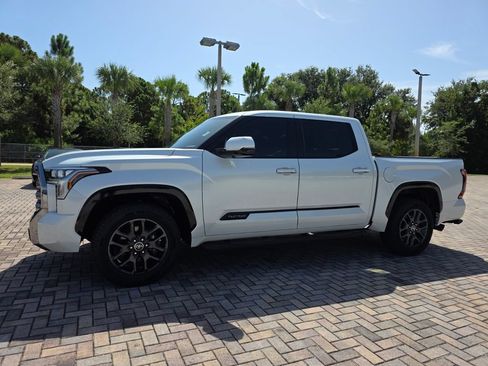Used 2023 Toyota Tundra Platinum RWD image 3