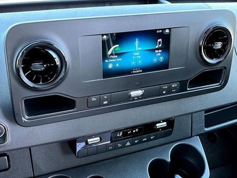 New 2024 Mercedes-Benz Sprinter 2500 image 5